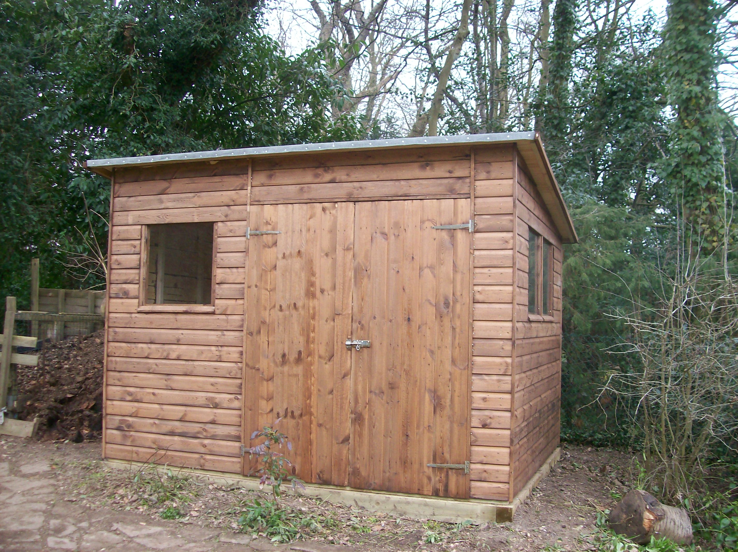 timber decking, sheds, trellis & gates buckinghamshire